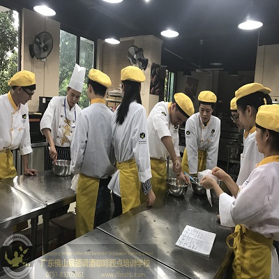 巧克力熔巖蛋糕